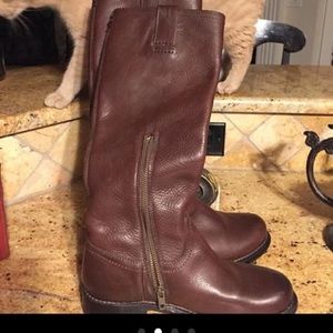 Frye tall boots sz 7.5